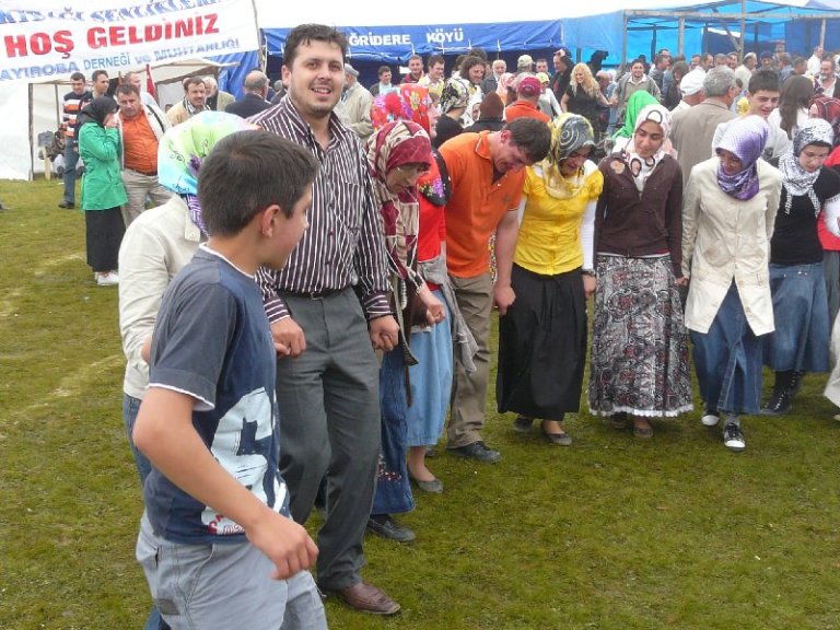 Resmi büyük olarak görebilmek için tıklayınız