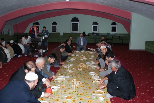 Resmi büyük olarak görebilmek için tıklayınız