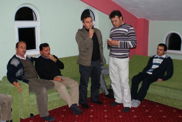 Resmi büyük olarak görebilmek için tıklayınız